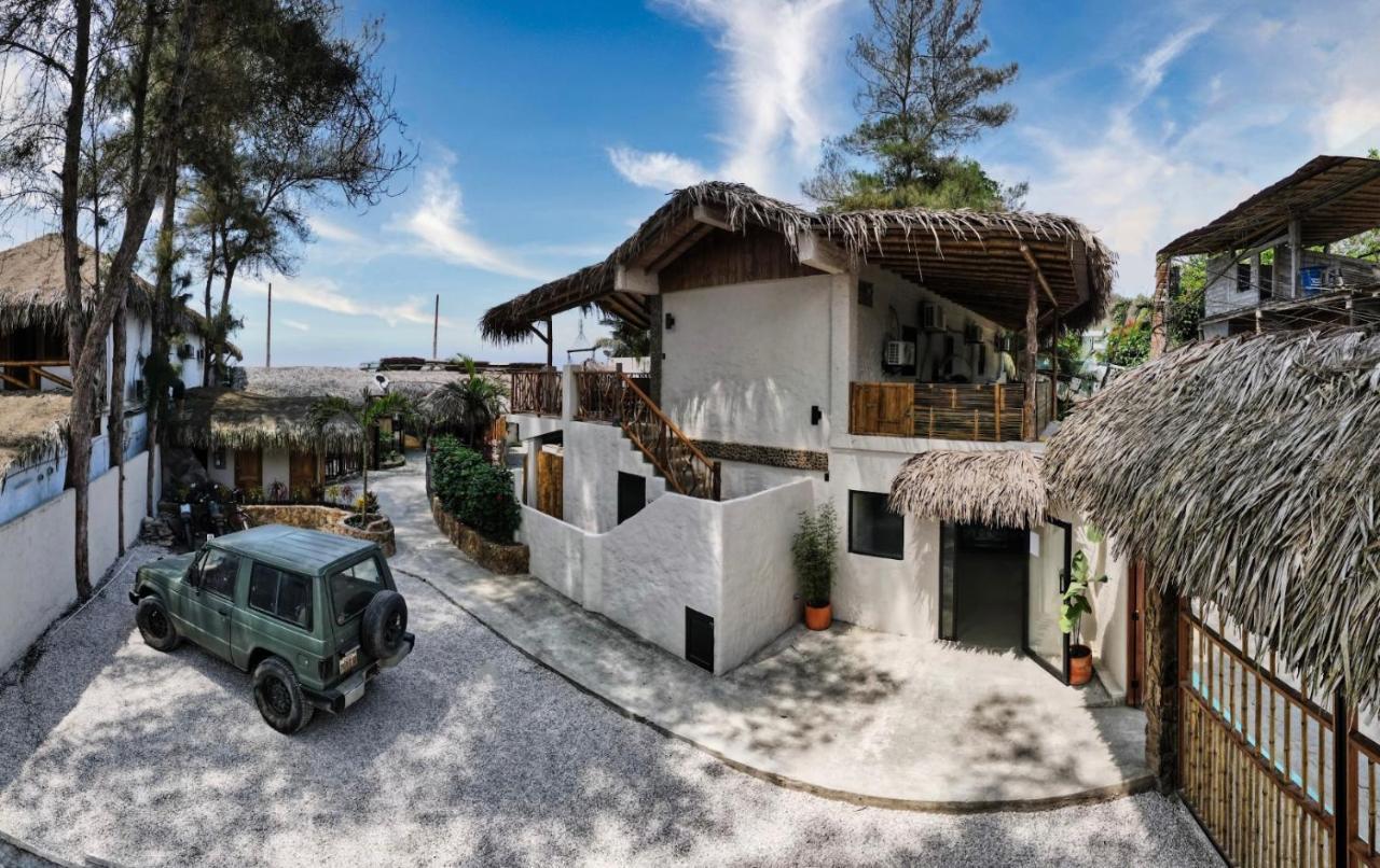 Tres Palmas Hotel Montañita Екстериор снимка