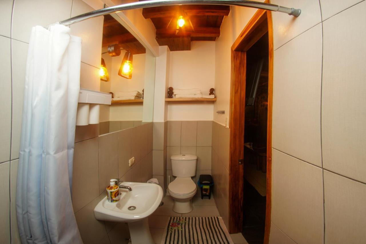 Tres Palmas Hotel Montañita Екстериор снимка
